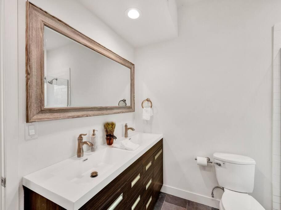 Venice Suite Los Angeles Exterior photo